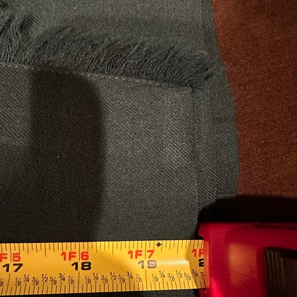 Talbots Green wrap Skirt W Fringe & Big Safety Pin On Side. Pleated Back Sz 10P. - Picture 9 of 9